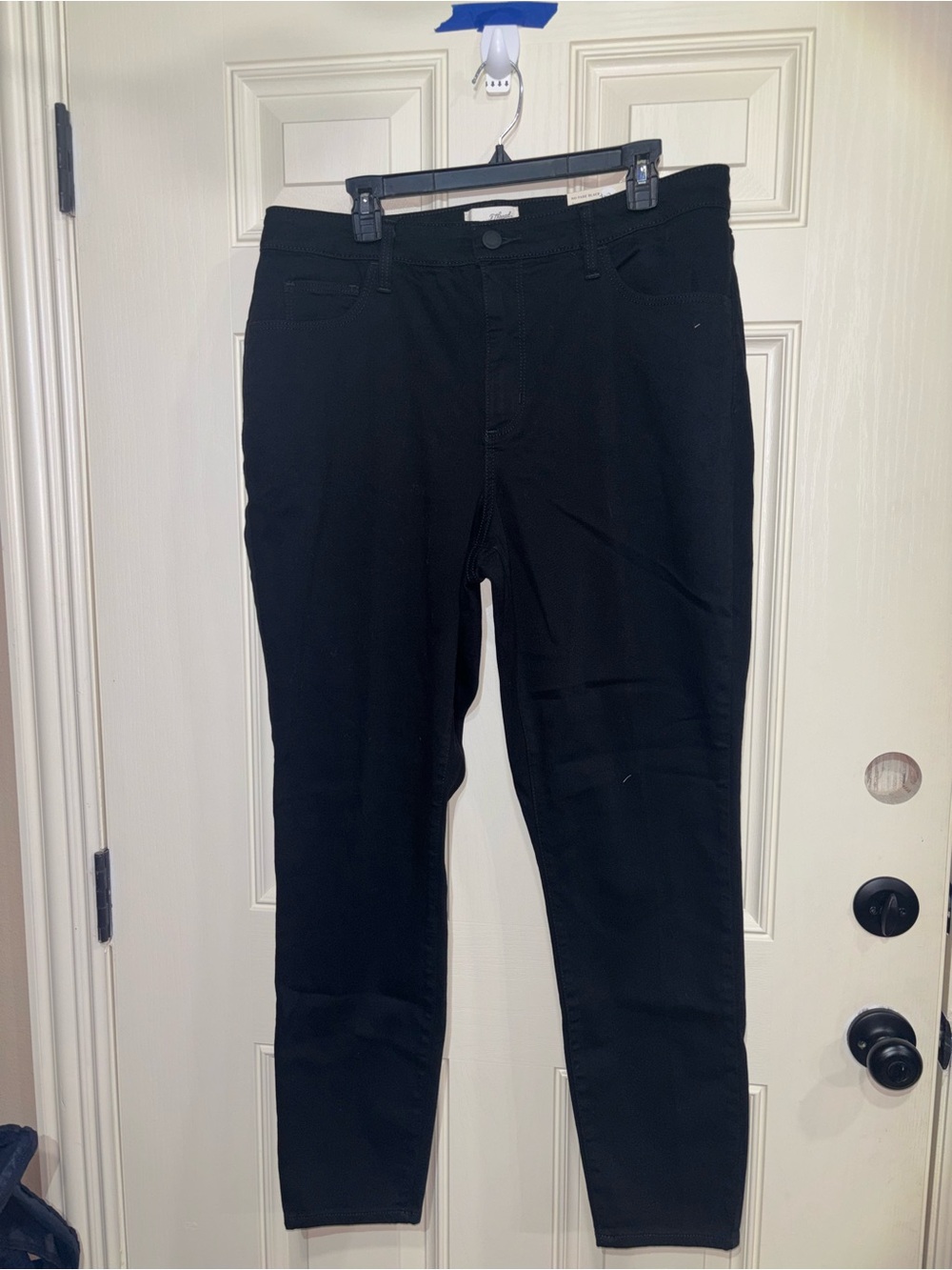 Universal Thread High-Rise Black Women’s Jeans